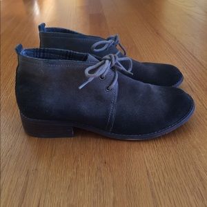 BP grey suede boots