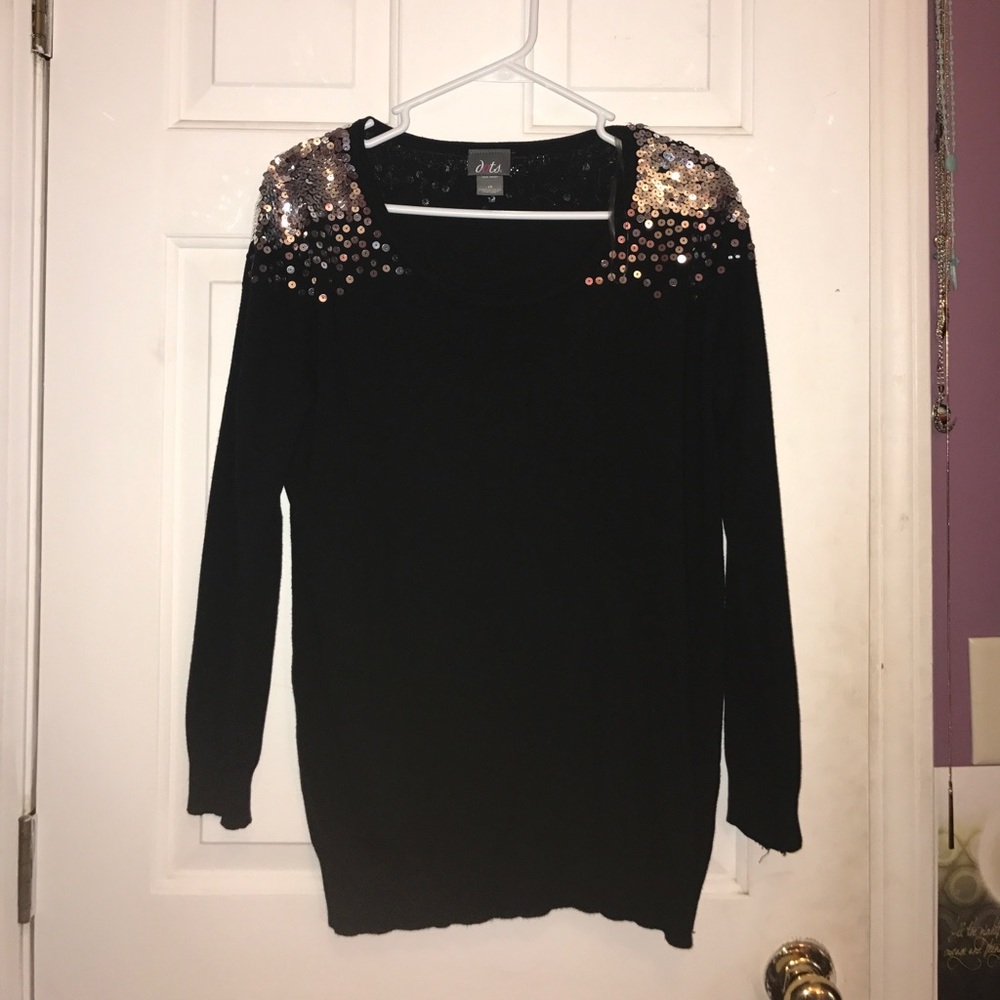 Long sleeve squin sweater