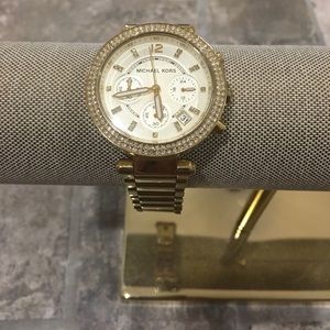 Michael kors gold watch