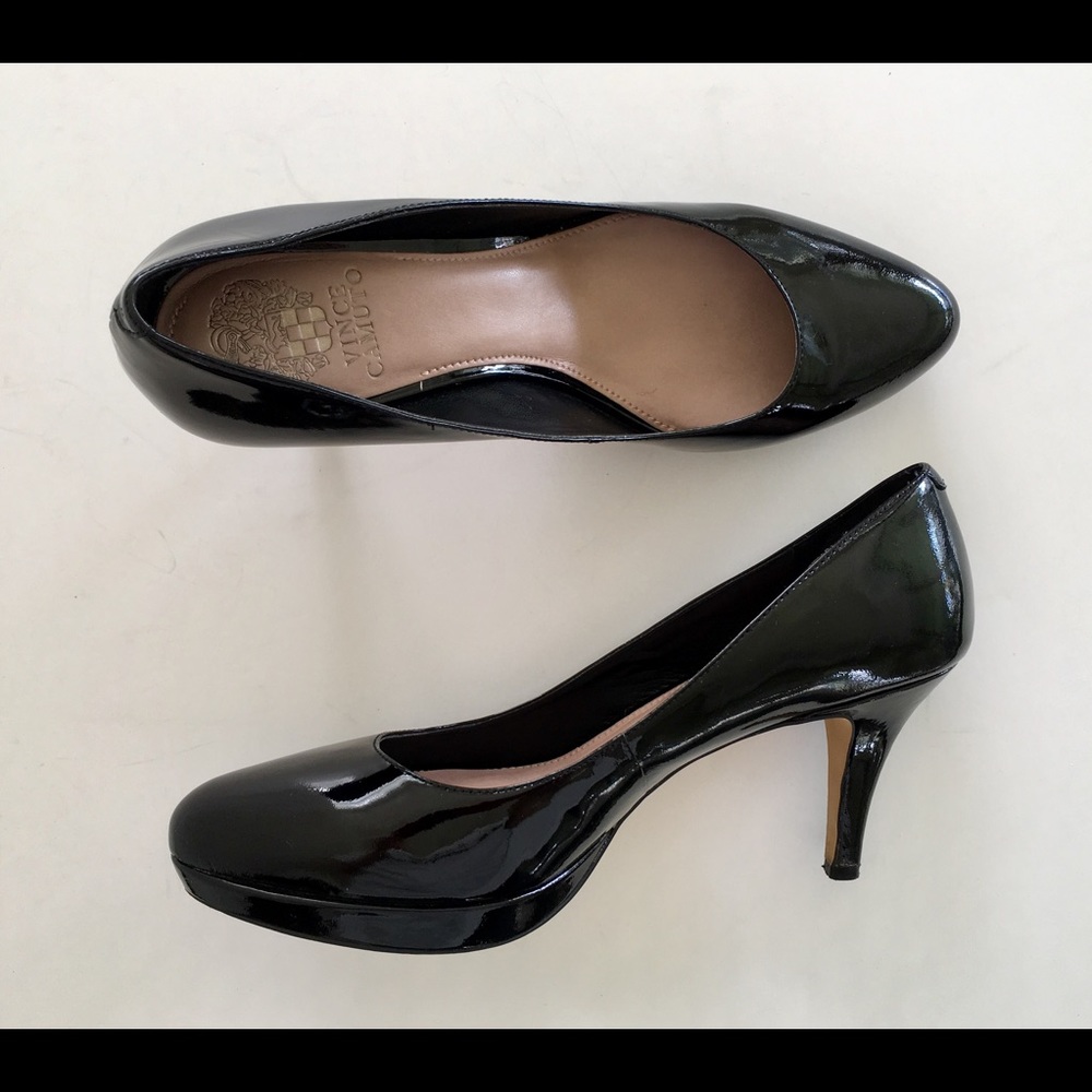 VINCE CAMUTO Black Patent Leather 9N 39 Heels Pump