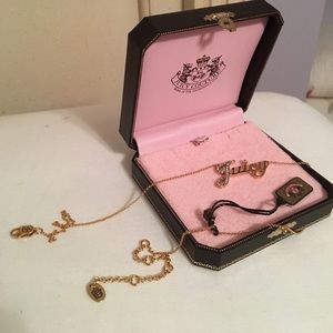 Juicy Couture gold necklace