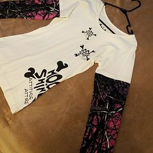 Realtree style M long sleeve