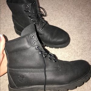 Black timberland boots