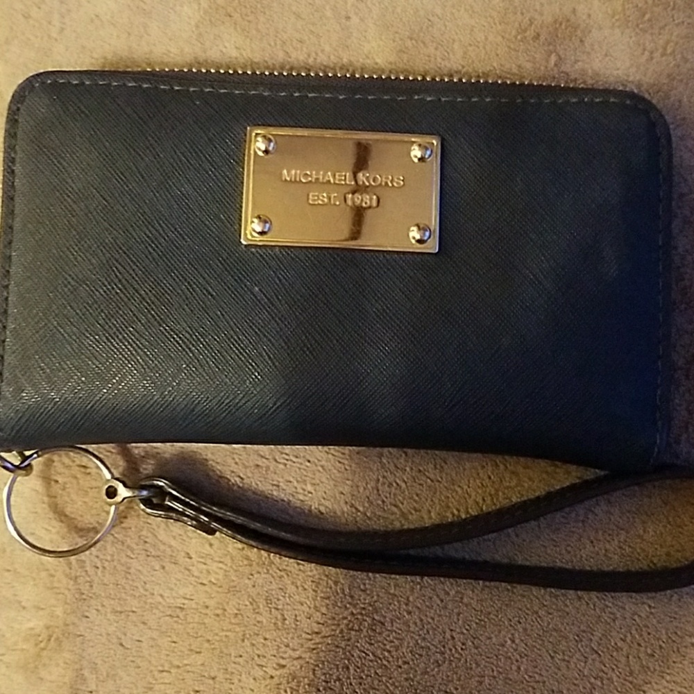 Michael Kors clutch wallet