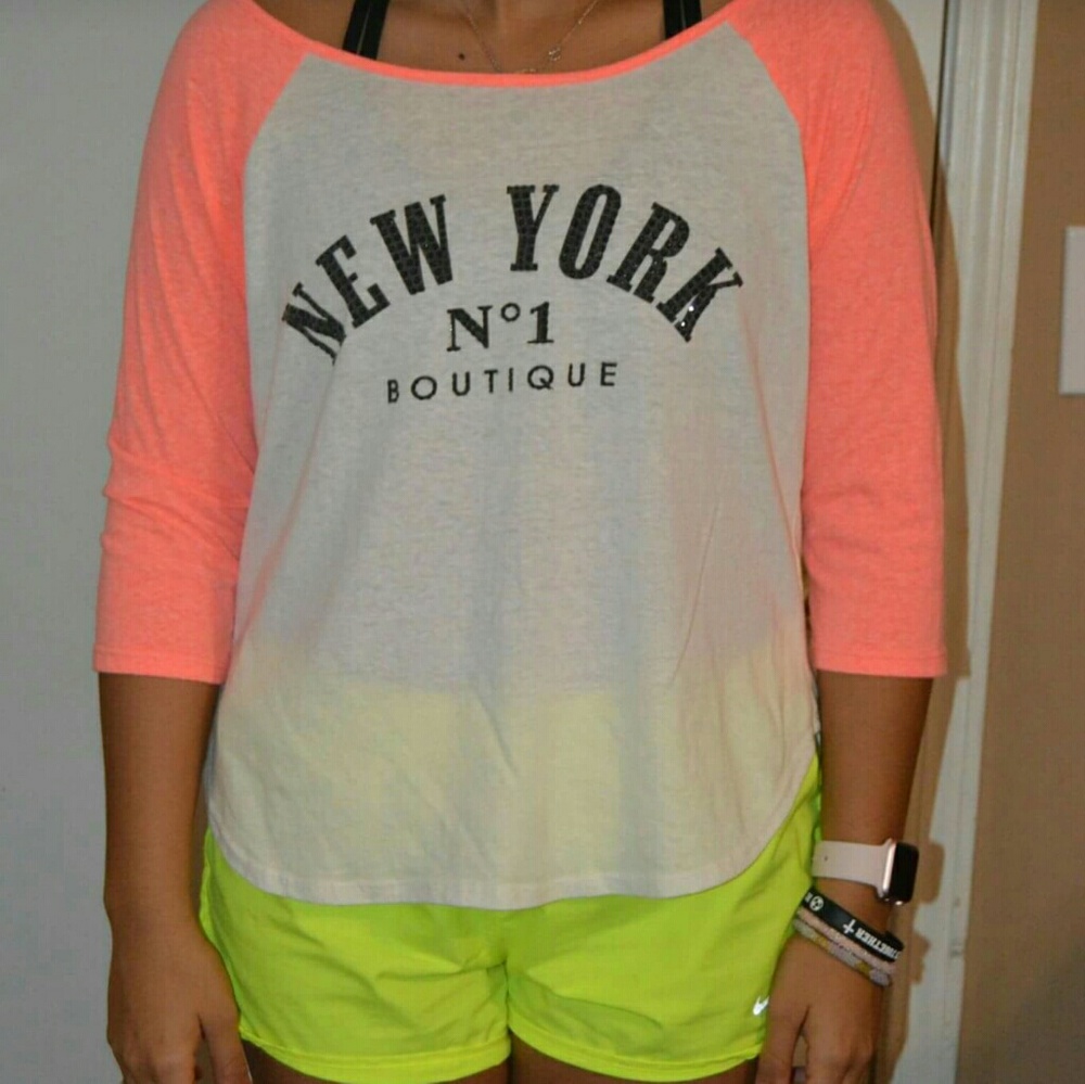 T-Shirt - worn once 🖒