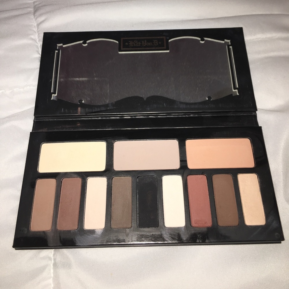 Kay Von D shade and light EYE palette