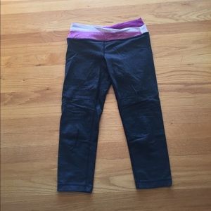 Lululemon cropped Astro pants.
