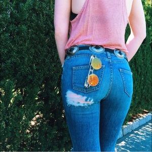 LF CARMAR DISTRESSED JEANS