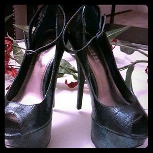 New Teal Stiletto - Bakers