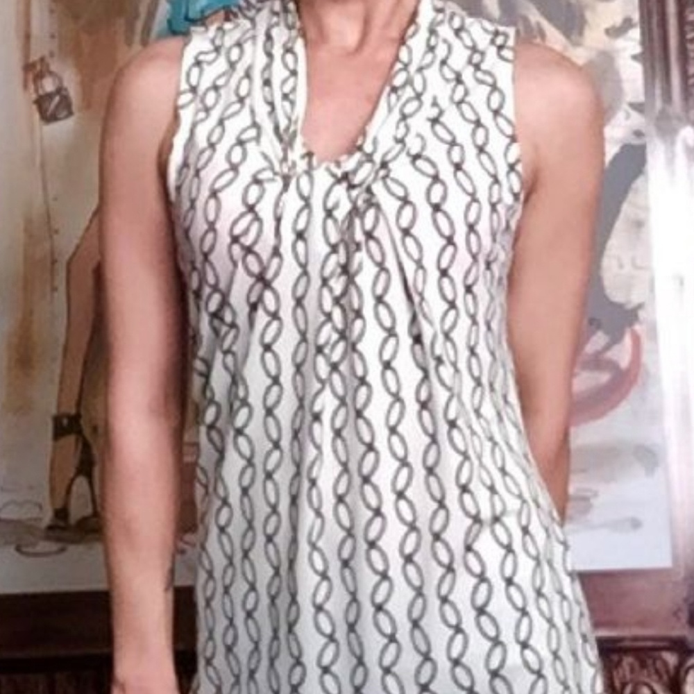 Banana Republic sleeveless top