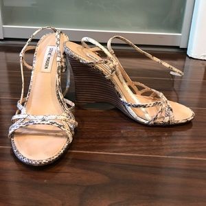 Steve Madden faux snake skin wedge