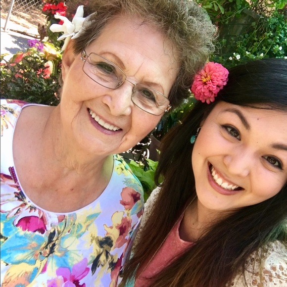 Meet your Posher, Deborah - Picture 4 of 7