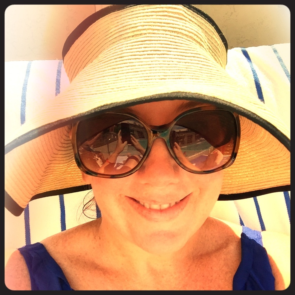 Meet your Posher, Suzie