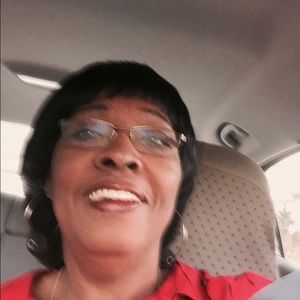 Meet your Posher, Delores