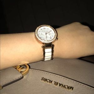 Meet your Posher, Victoria