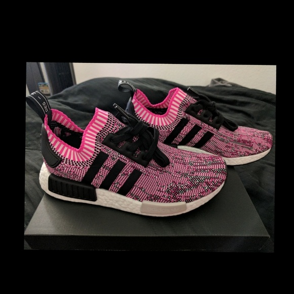 NMD R1 - Picture 6 of 7