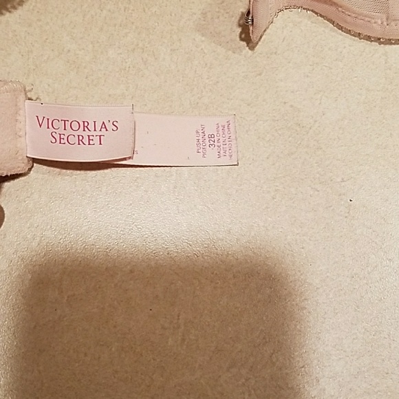 Blush and Hot Pink Lace Victoria's Secret Bra 32B - Picture 3 of 3