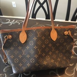 Authentic used Louis Vuitton neverfull pm tote