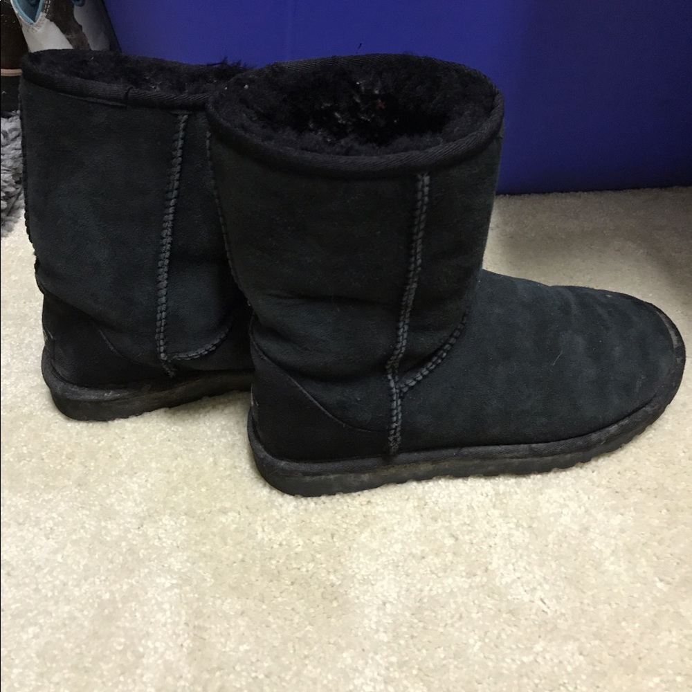 Black worn uggs OPEN TO OFFERS