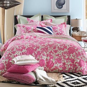 Tommy Hilfiger Comforter *MUST SELL - MAKE OFFER!*