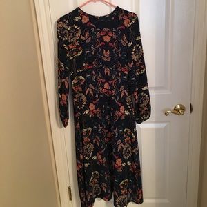Cute long sleeve dress