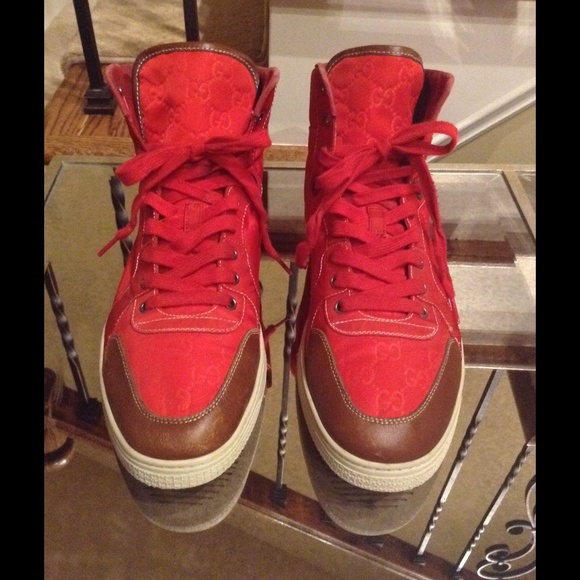 Used, men\'s Gucci sneakers.