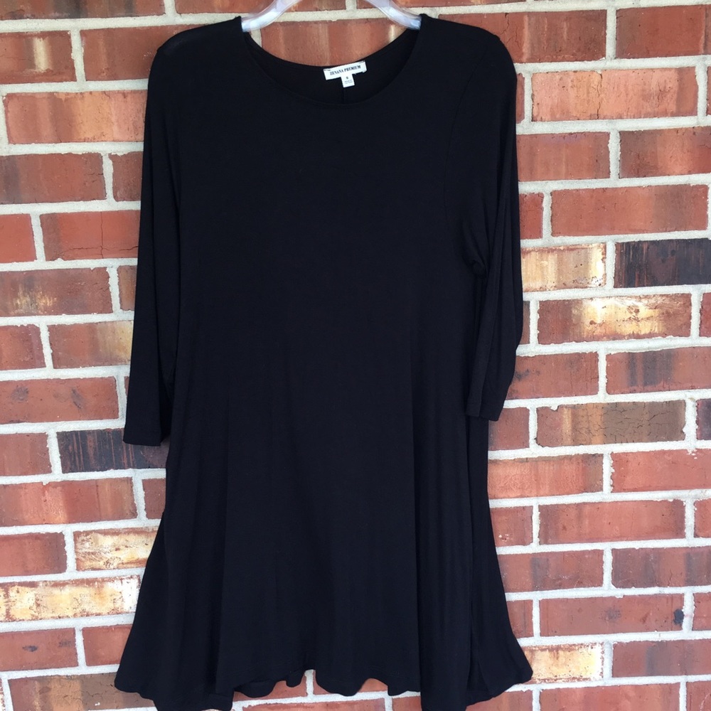 Loose fitting black dress