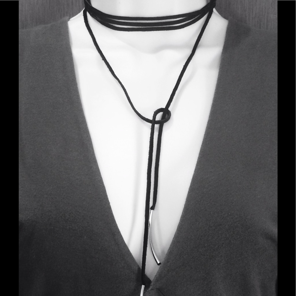 Wraparound black suede choker