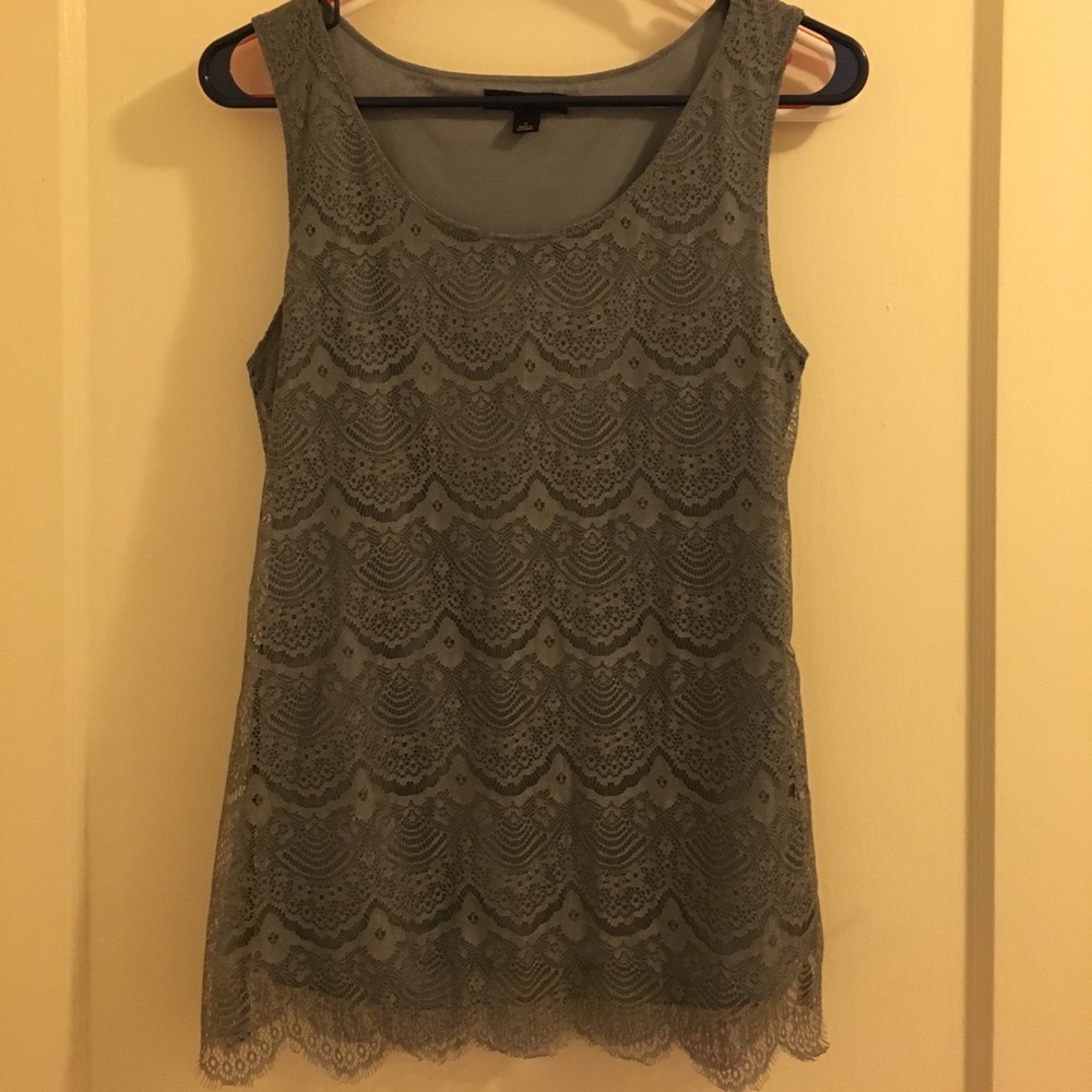NWOT banana republic grey lace tank small