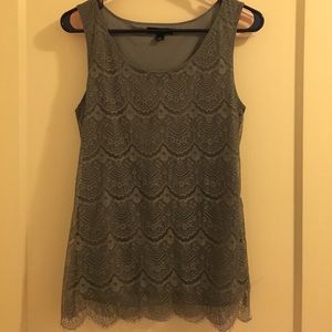 NWOT banana republic grey lace tank small