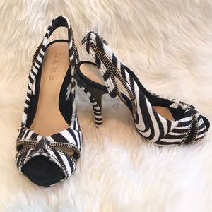 L.A.M.B. by GwenStefani zebra print slingback heel