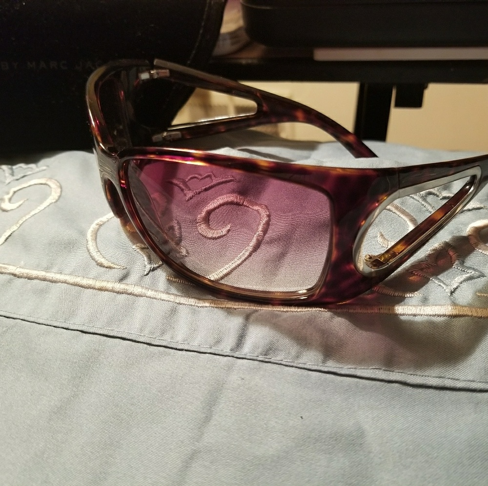 Marc Jacobs Authentic Sunglasses / Tortoise shell