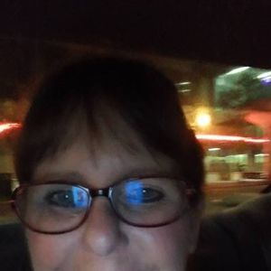 Meet your Posher, Kelli