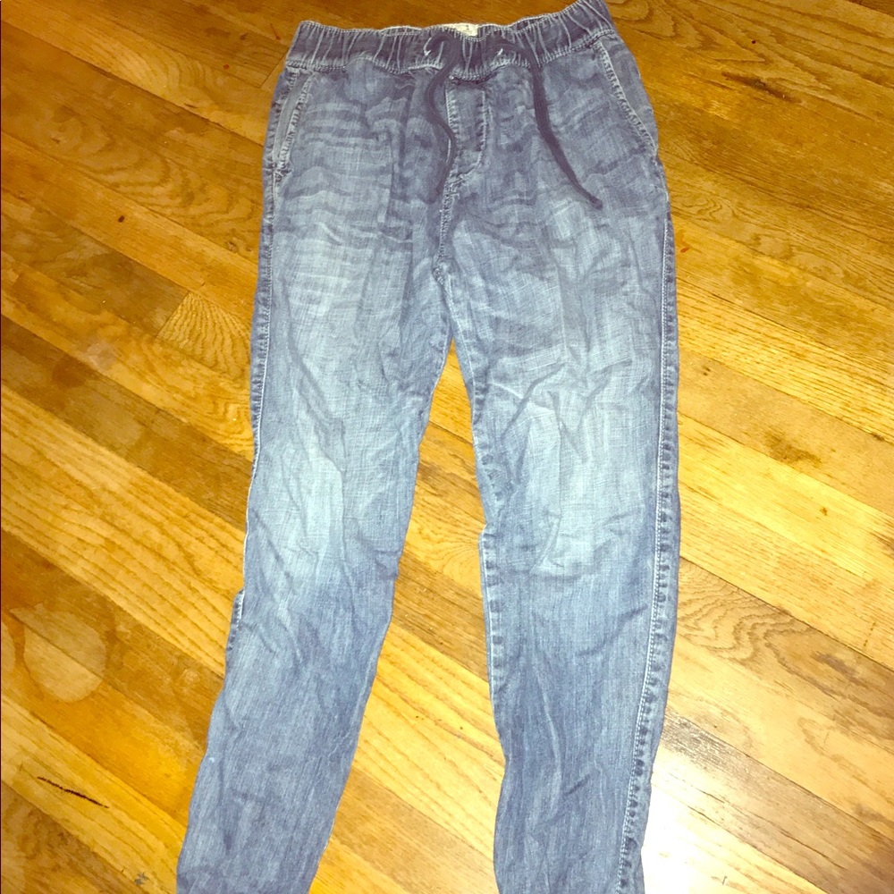 Hollister Jean Joggers