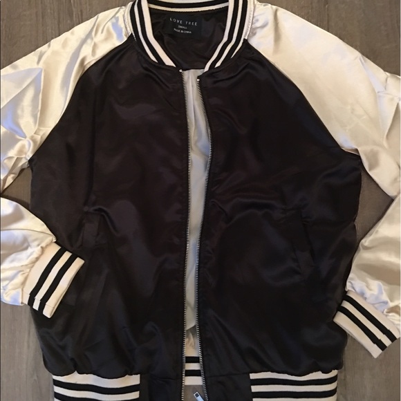 🎉HP🎉Ivory & Black Bomber Jacket Love Tree - Picture 6 of 6