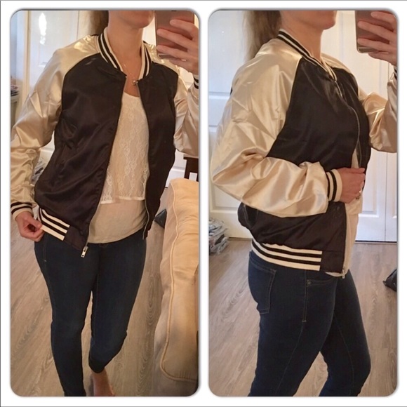 🎉HP🎉Ivory & Black Bomber Jacket Love Tree - Picture 2 of 6