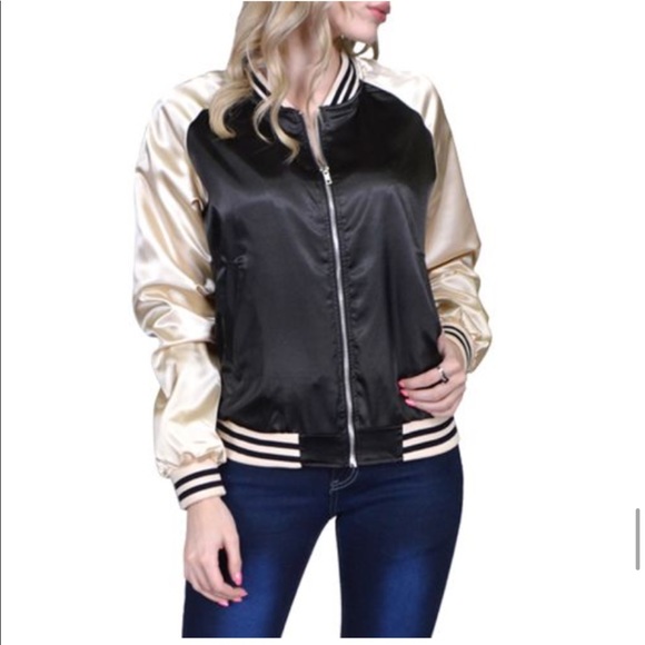 🎉HP🎉Ivory & Black Bomber Jacket Love Tree - Picture 3 of 6