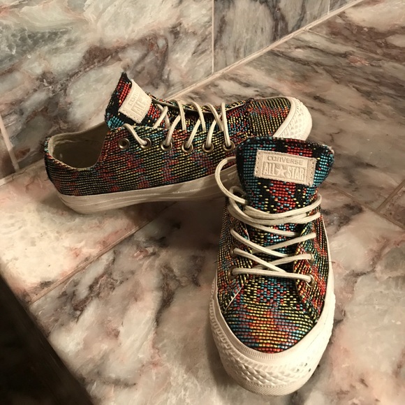 Women's Converse - Picture 2 of 2