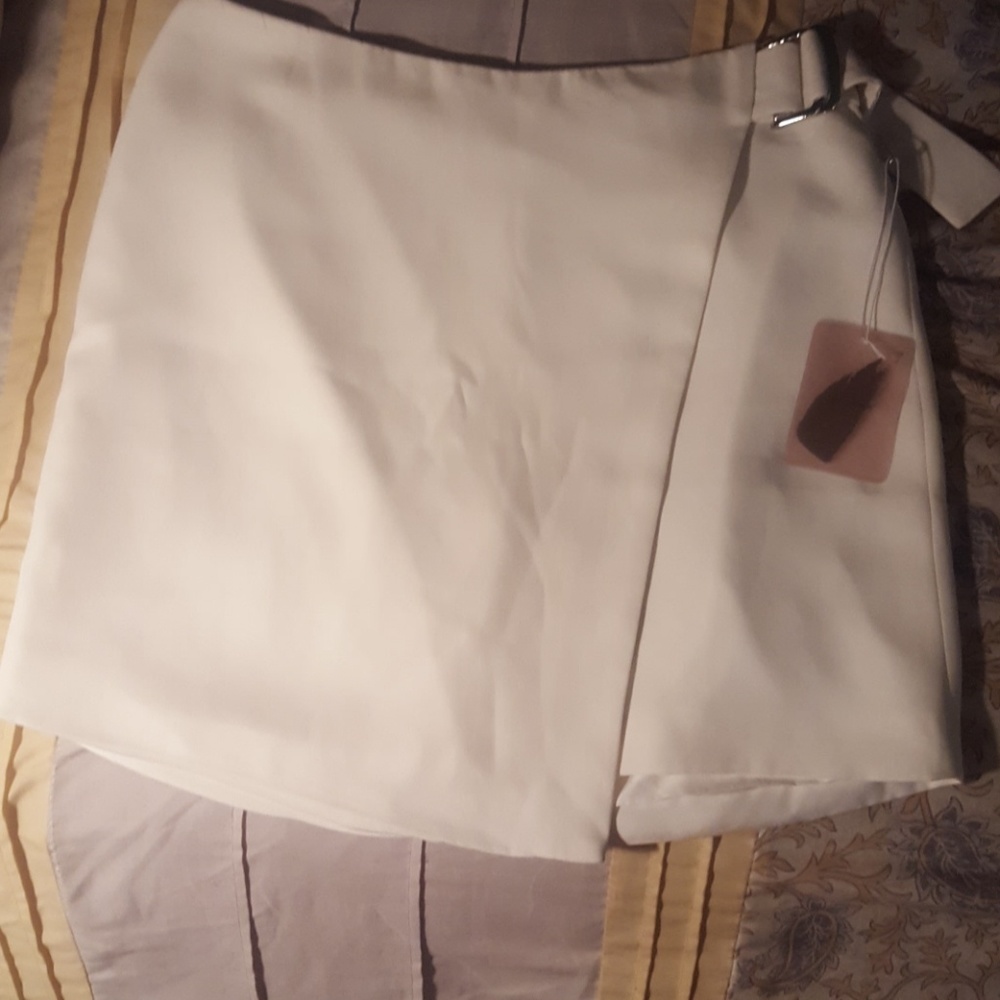 Off white skirt.