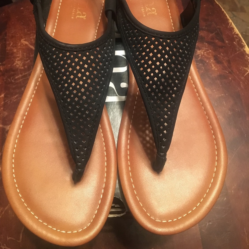A.N.A Black Sandals