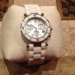 Guess white ceramic watch. Like new!