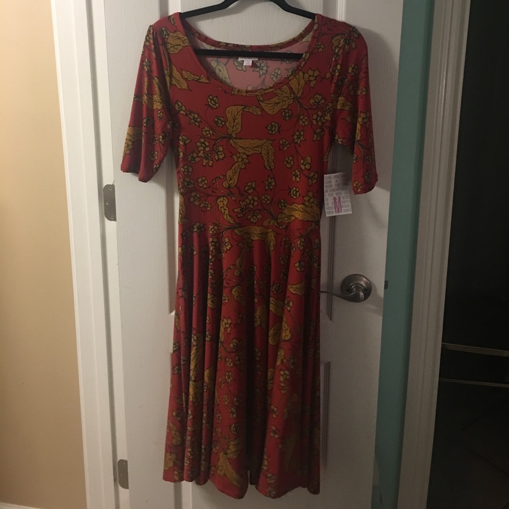 NWT LuLaRoe Nicole Dress