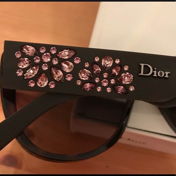 Dior Sunglasses - Picture 3 of 5