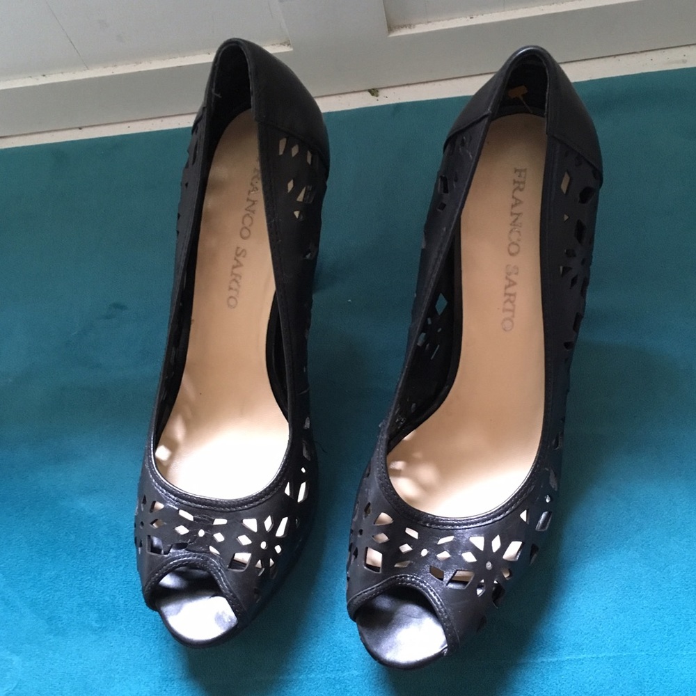 Like new Franco Sarto eyelet black open toe heels