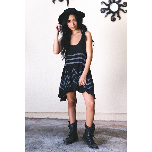 🎉 FREE PEOPLE Voile & Lace Trapeze Slip Dress - Picture 5 of 5