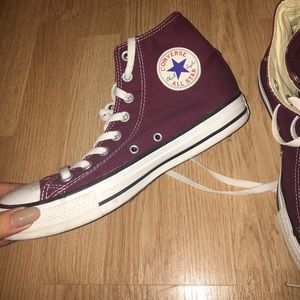 Maroon high top converse