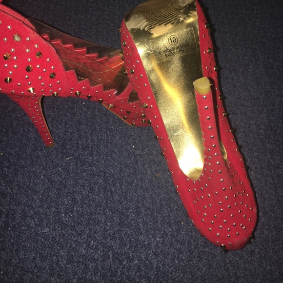 Red and gold heels only worn once for prom ❤️💛 - Picture 3 of 3
