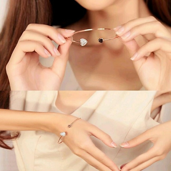 5 for $25 Gold Color Heart Cuff Bracelet - Picture 2 of 4