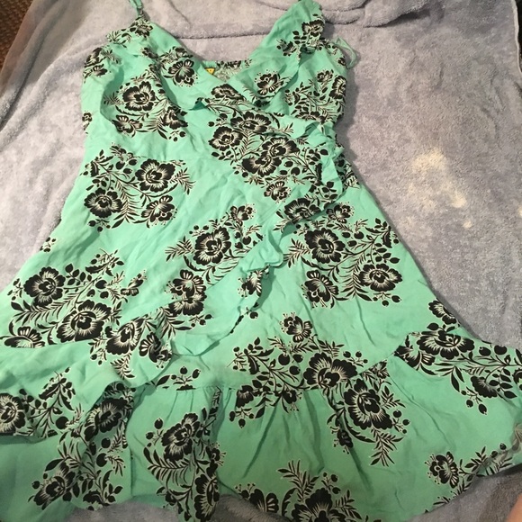 🎉SOLD🎉 - Picture 2 of 2