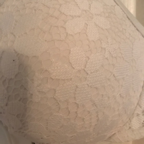 White lace bathing suit from Victoria's Secret! - Picture 3 of 4